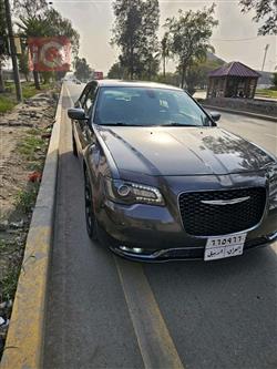 کرایسلەر 300